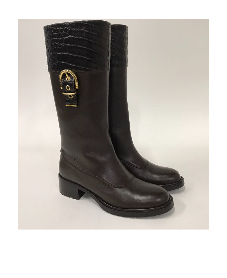 Ferragamo Clasp Boots In Black