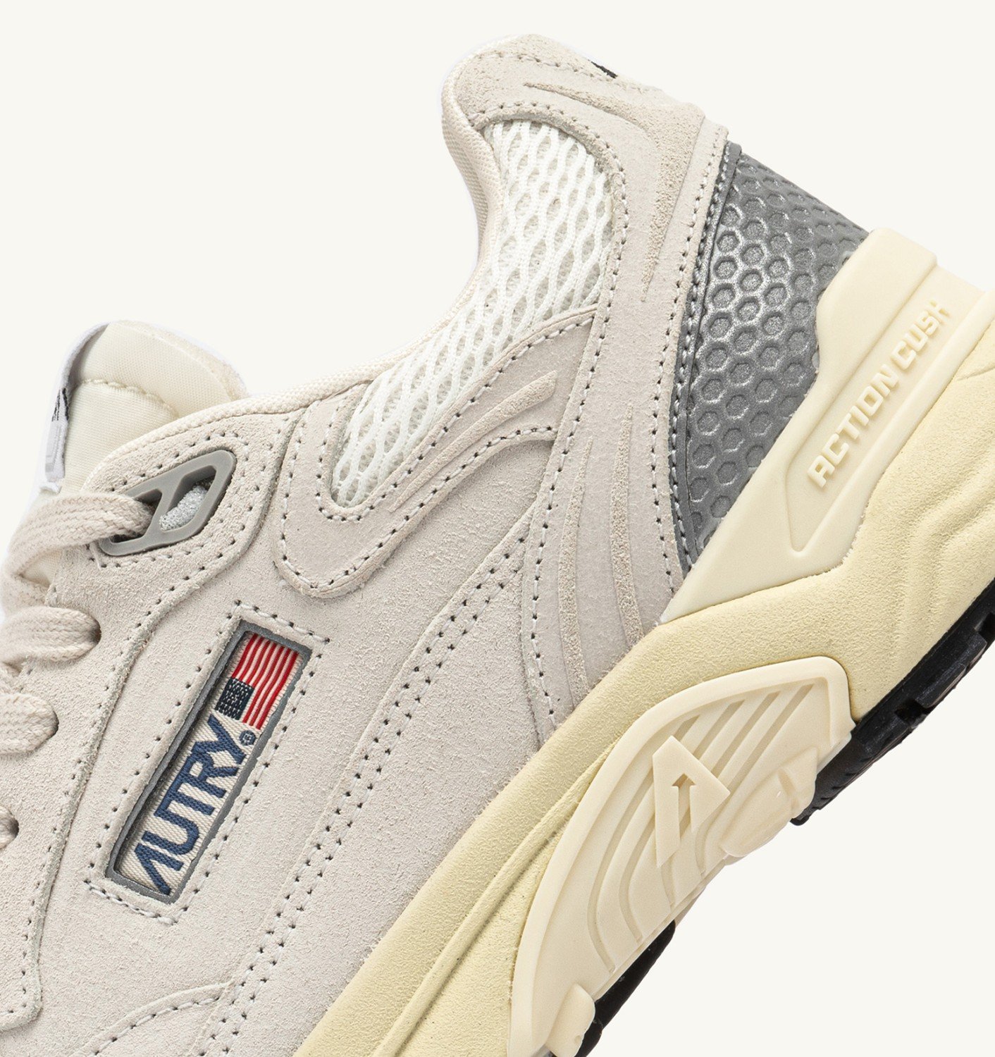 Autry 'hyperway' White Low Top Sneakers With Logo Patch On Side And Tongue