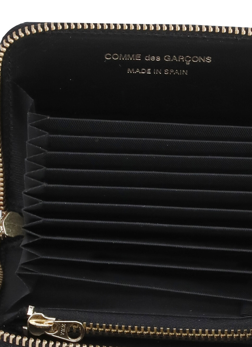 Comme Des Garçons Zipper Leather Purse In Black