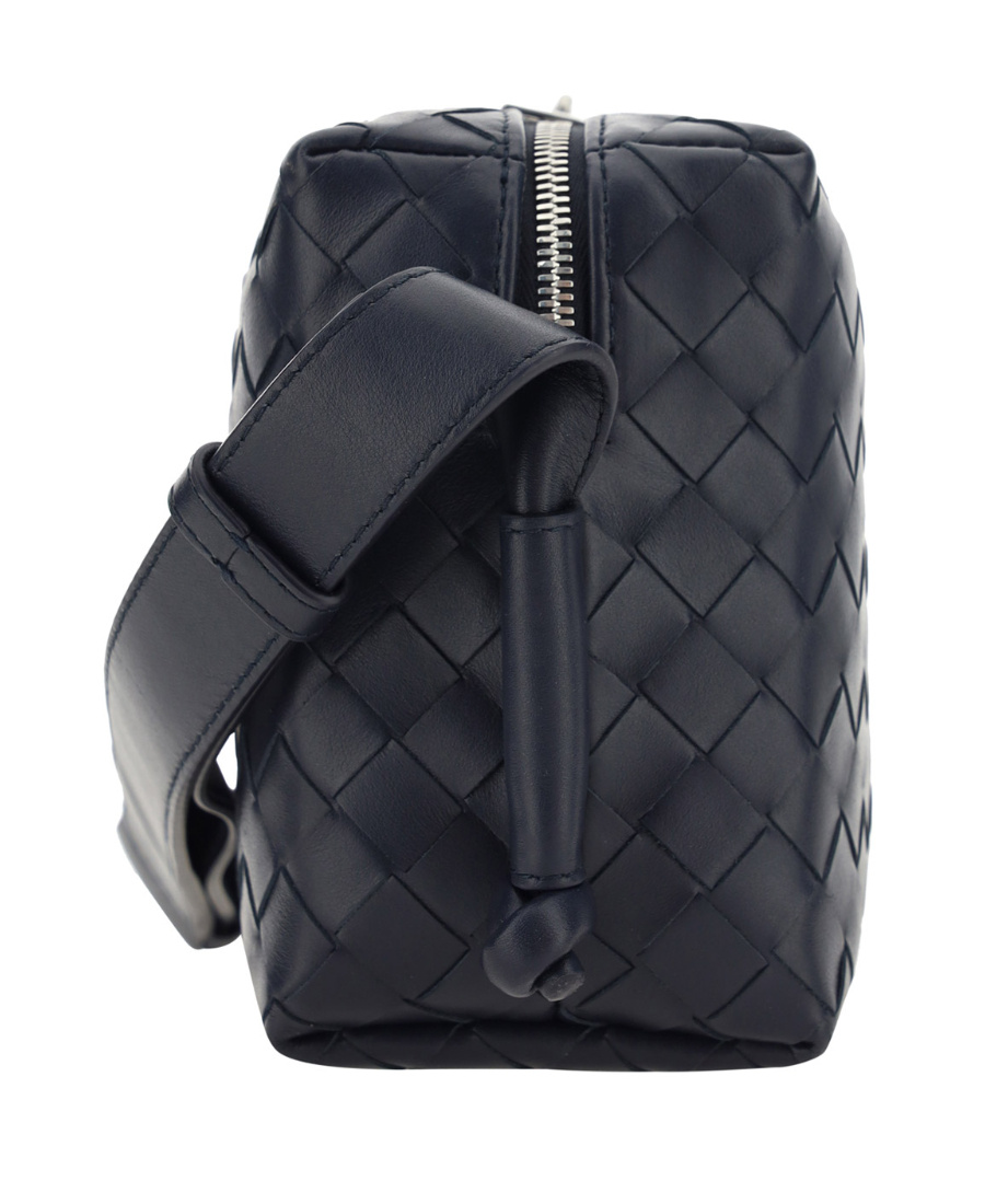 Bottega Veneta Loop Zipper Shoulder Bag In Black