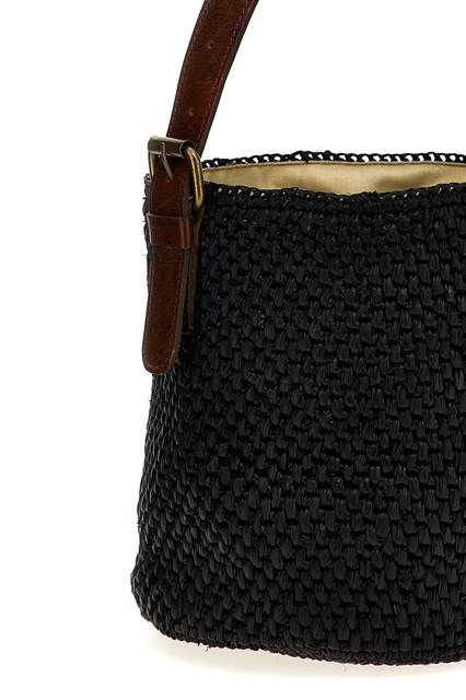 Ibeliv Lova Hand Bags In Black