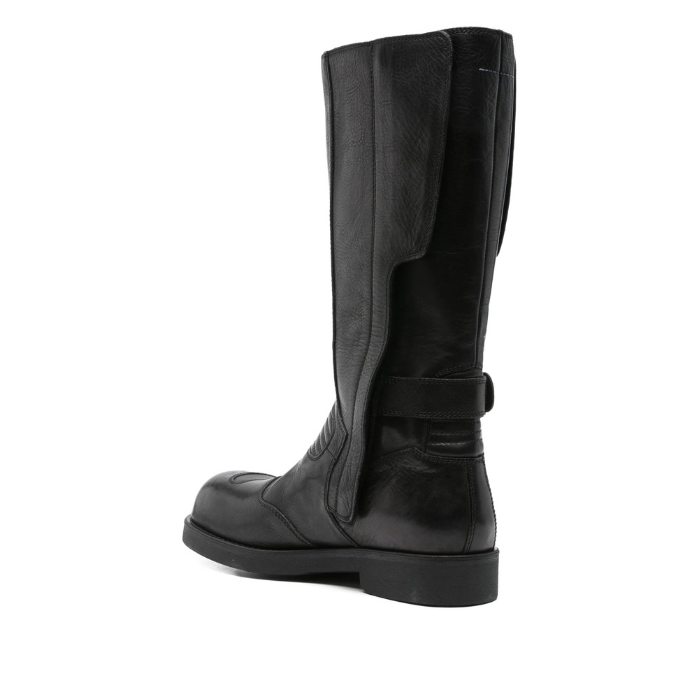 Mm6 Maison Margiela High Shaft Round Toe Stitched Boots In Black