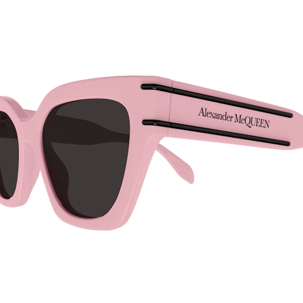 Alexander Mcqueen Eyewear Cat-eye Frame Sunglasses In Pink
