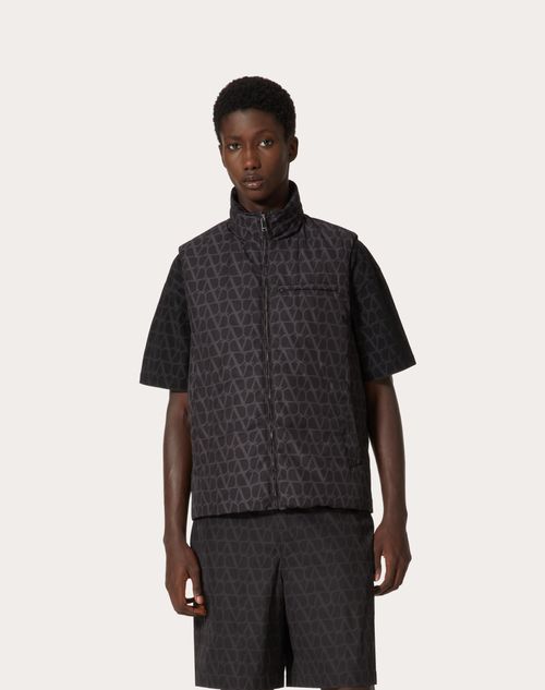 Valentino Monogram-pattern Zipped Gilet In Black