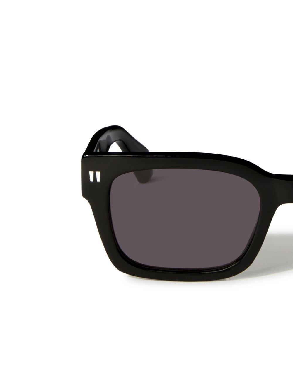Off-white Midland Sunglasses In Black
