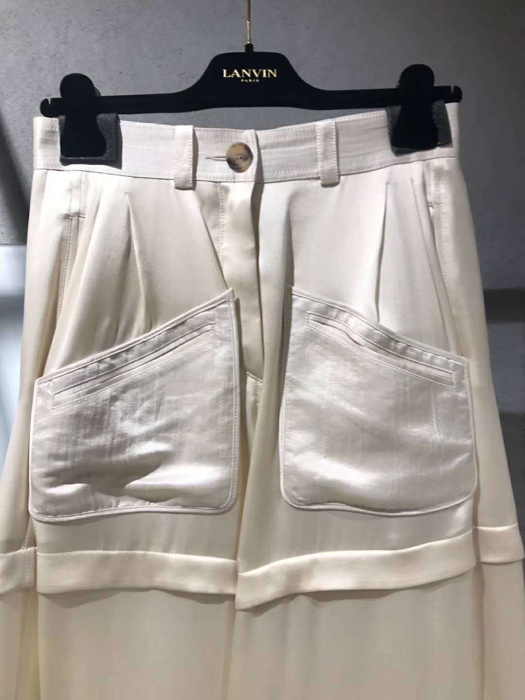 Lanvin Pants In Beige Silk In White