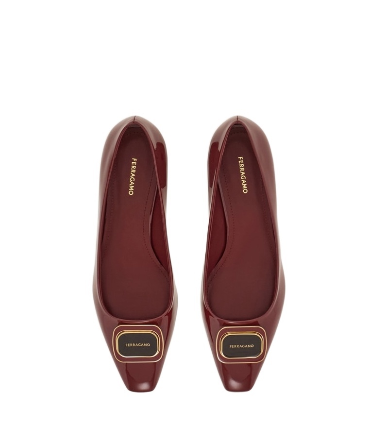 Ferragamo New Vara Plate Ballerina Shoes In Red