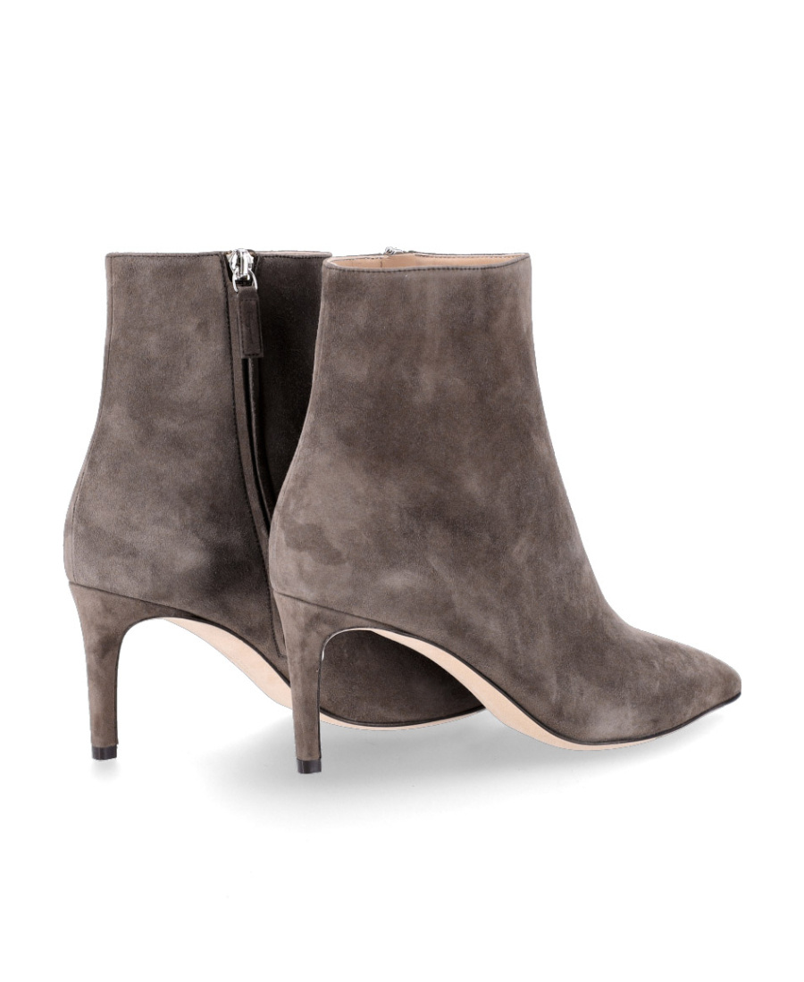 Ferragamo Pointed Toe Ankle Boots In Brown