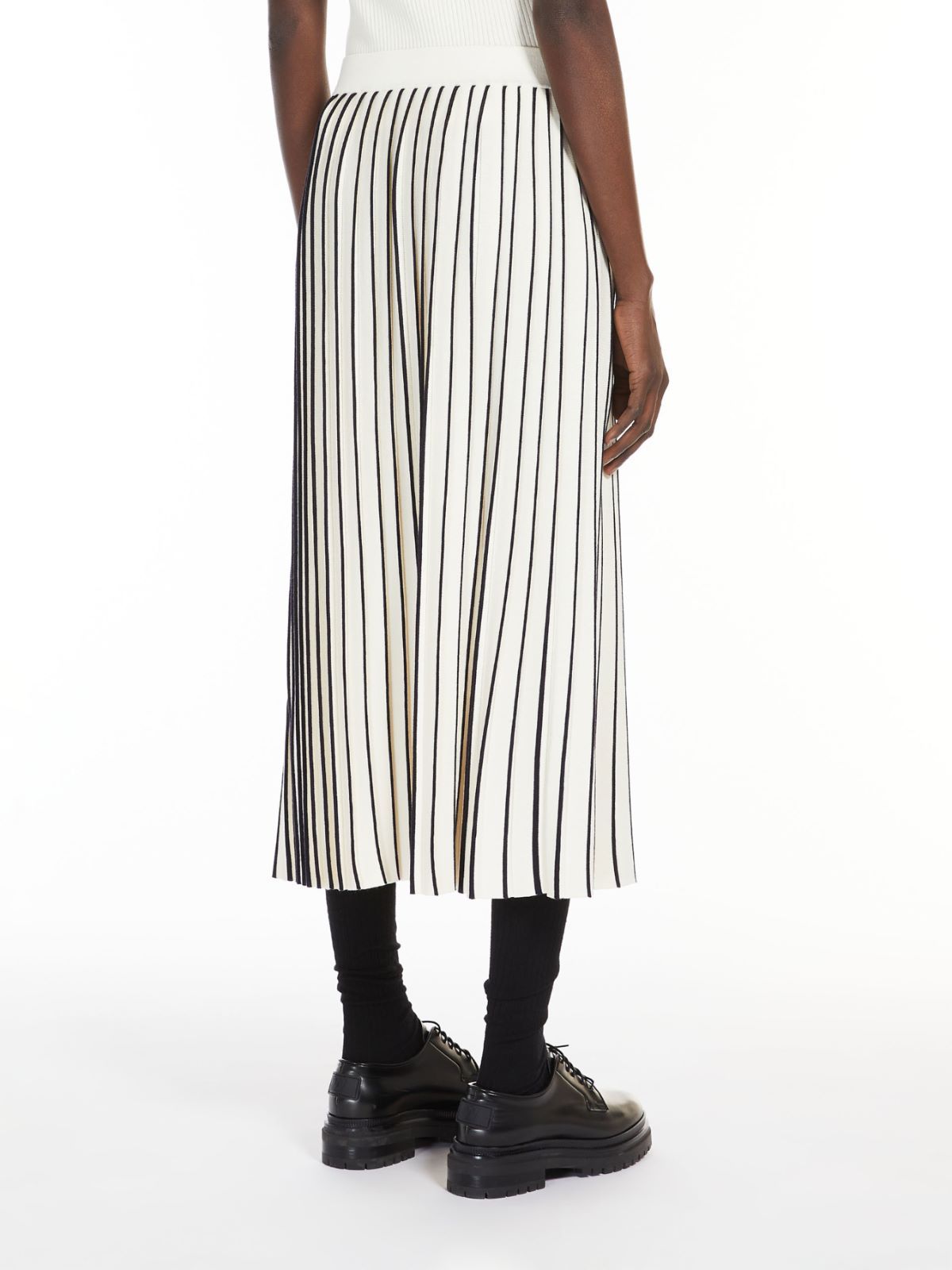 Weekend Max Mara Elastic Viscose Pleated Skirt In White