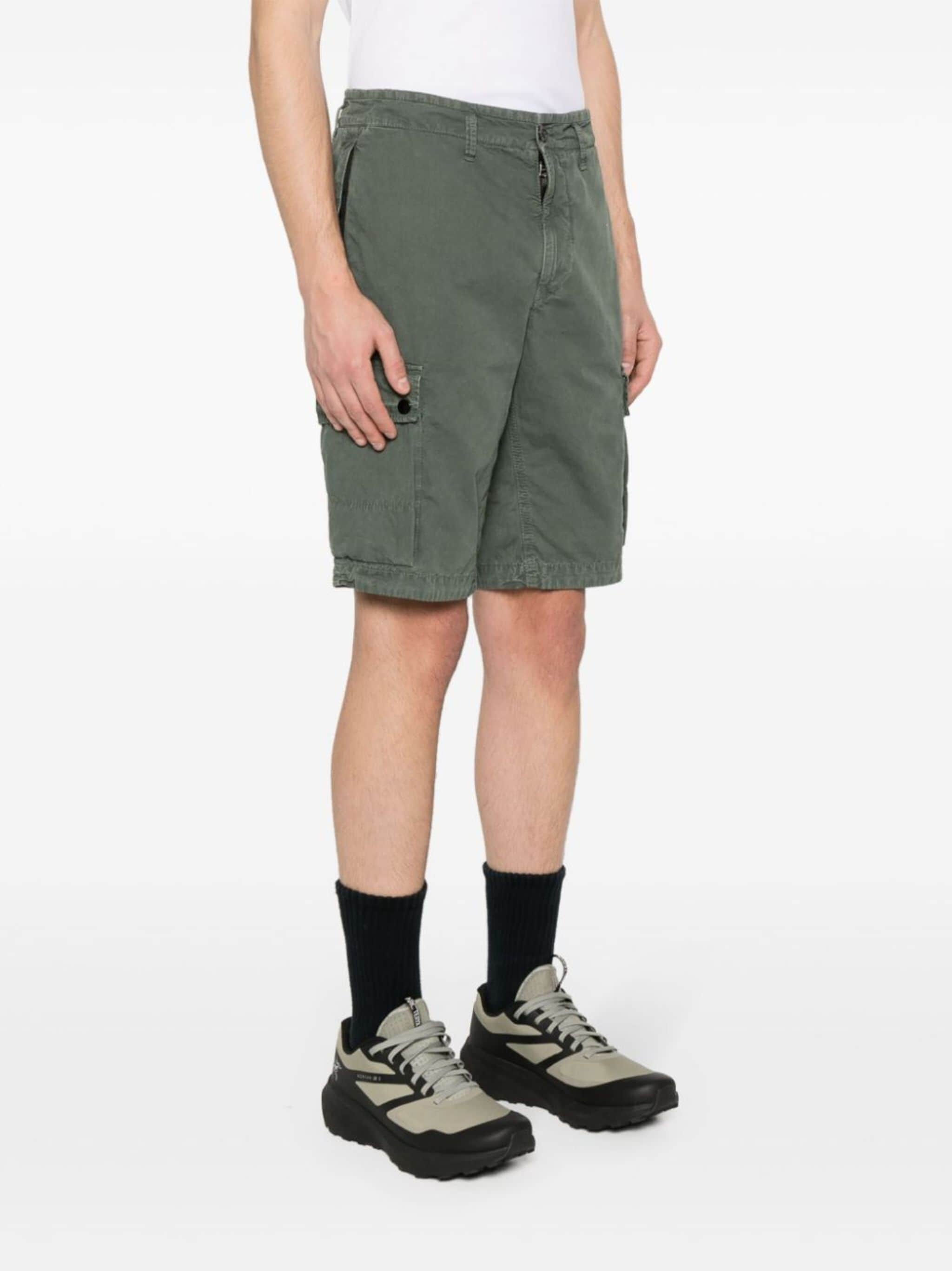 STONE ISLAND COMPASS-BADGE CARGO SHORTS 