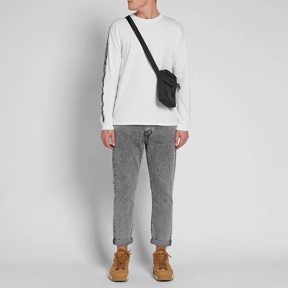 TOMMY HILFIGER STRAIGHT JEANS