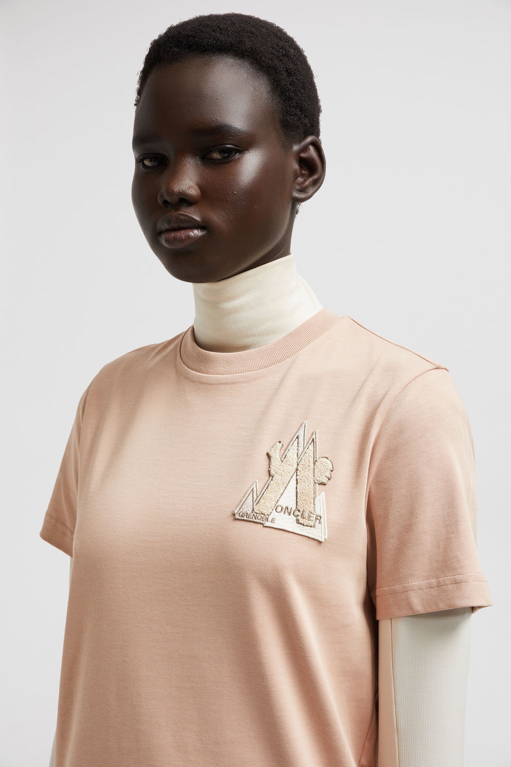 Moncler Mountain-logo T-shirt In Nude