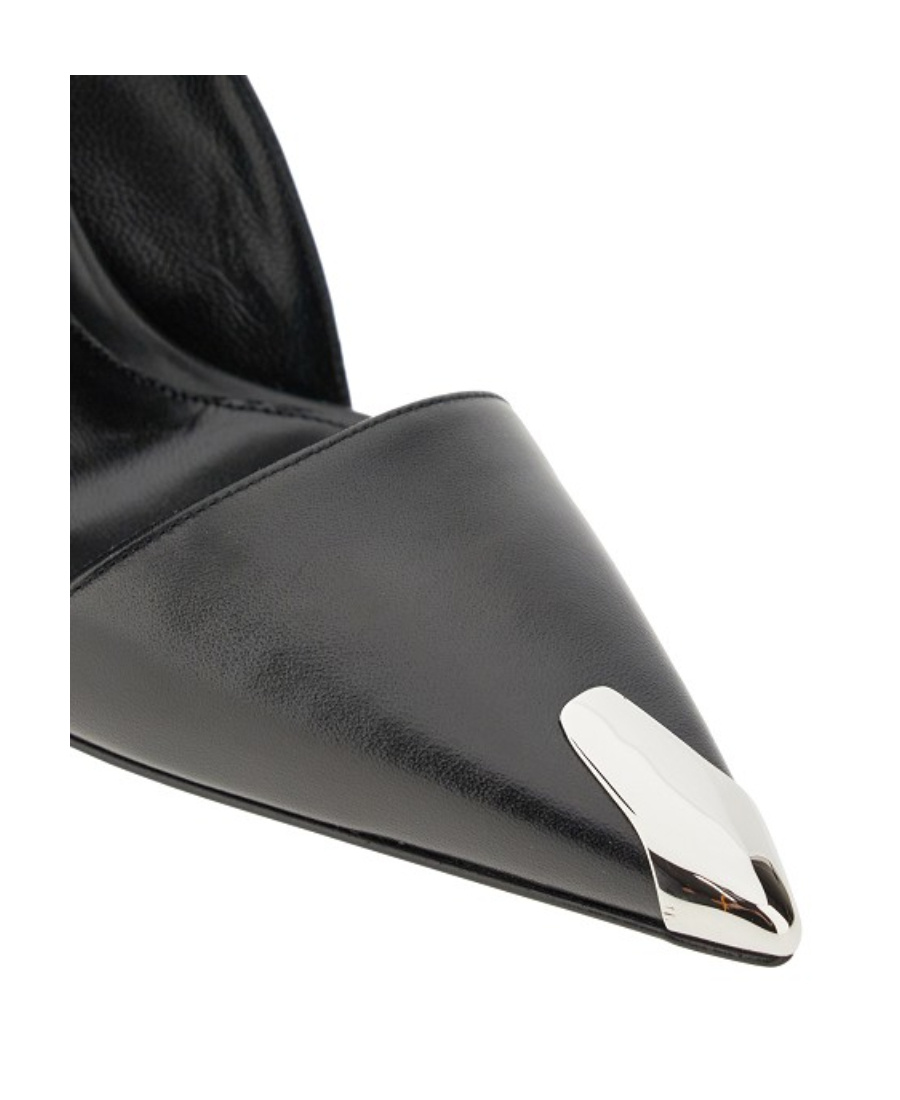 Alexander Mcqueen Pointed Stiletto Pumps In Smooth Leather In Black