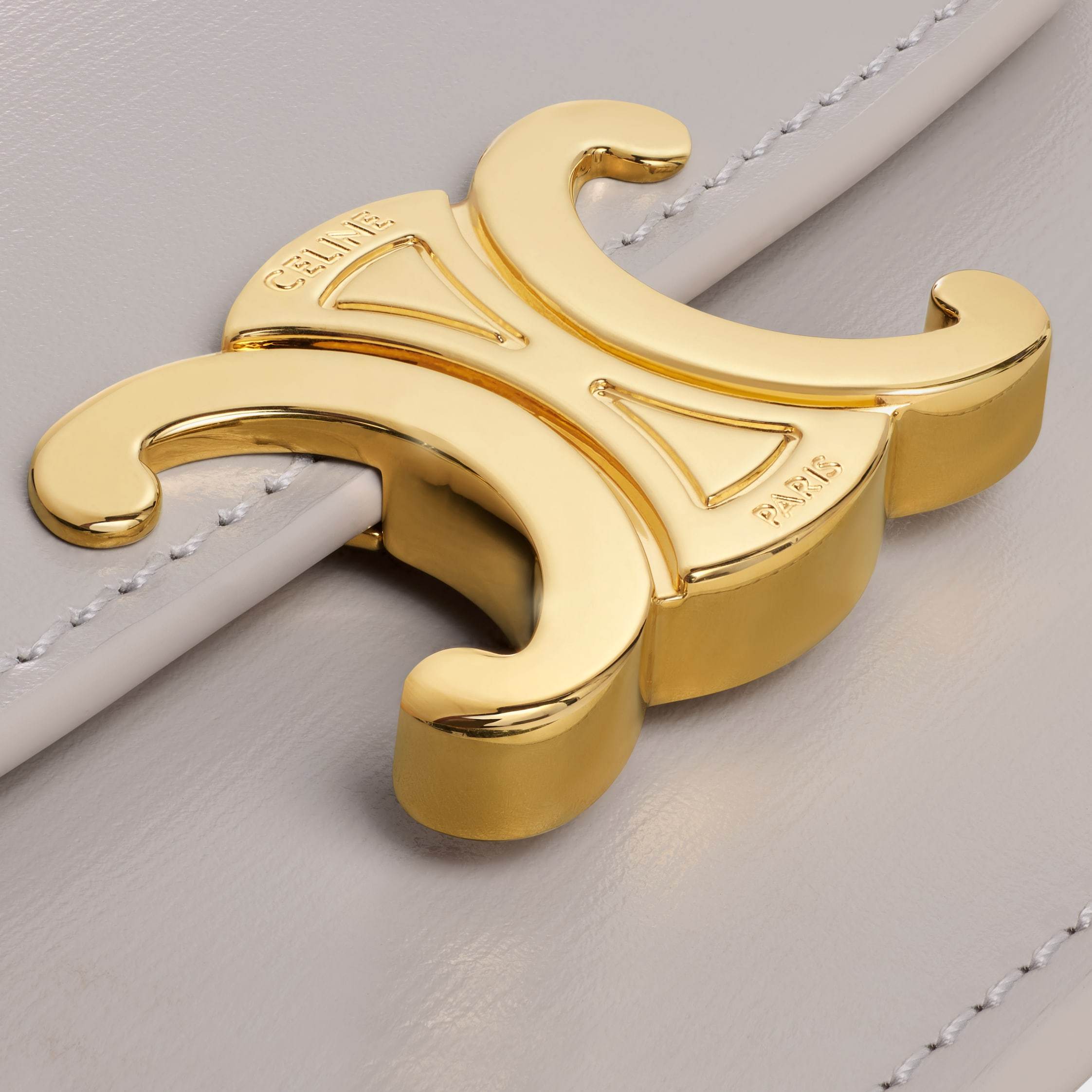 Celine Card Holder With Flap Triomphe In Shiny Calfskin In Gray