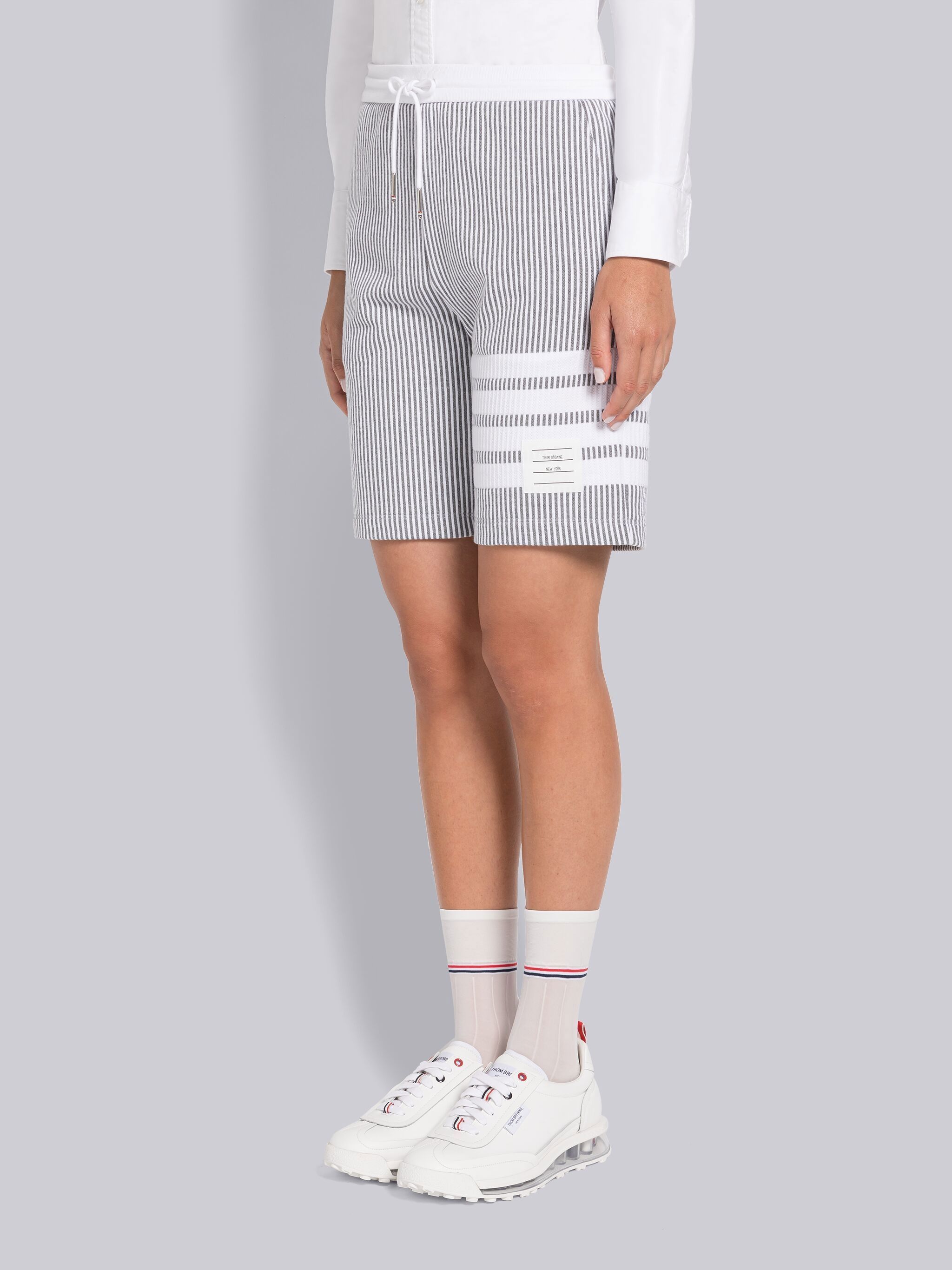 Thom Browne 4-bar Shorts In Gray