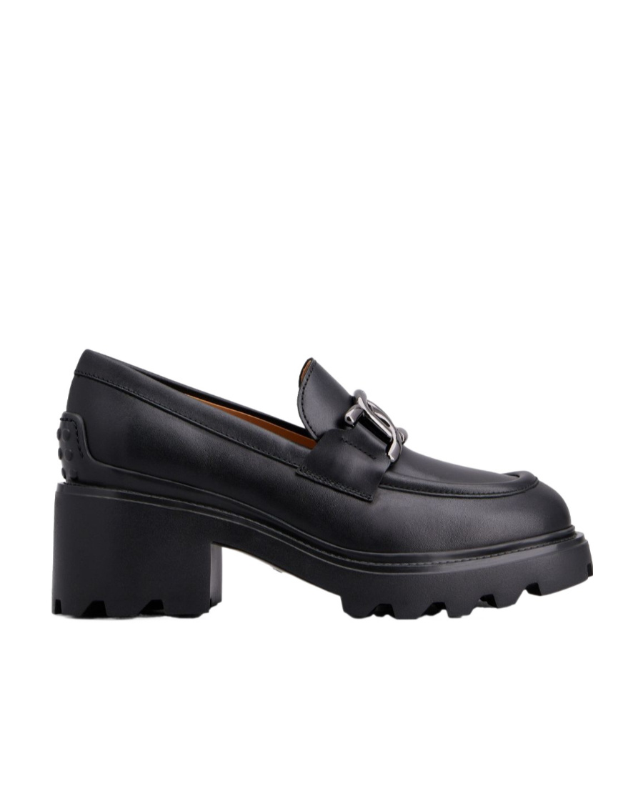 Tod's Semi-shiny Leather Heeled Loafers With Metal Chain Shoes In Black