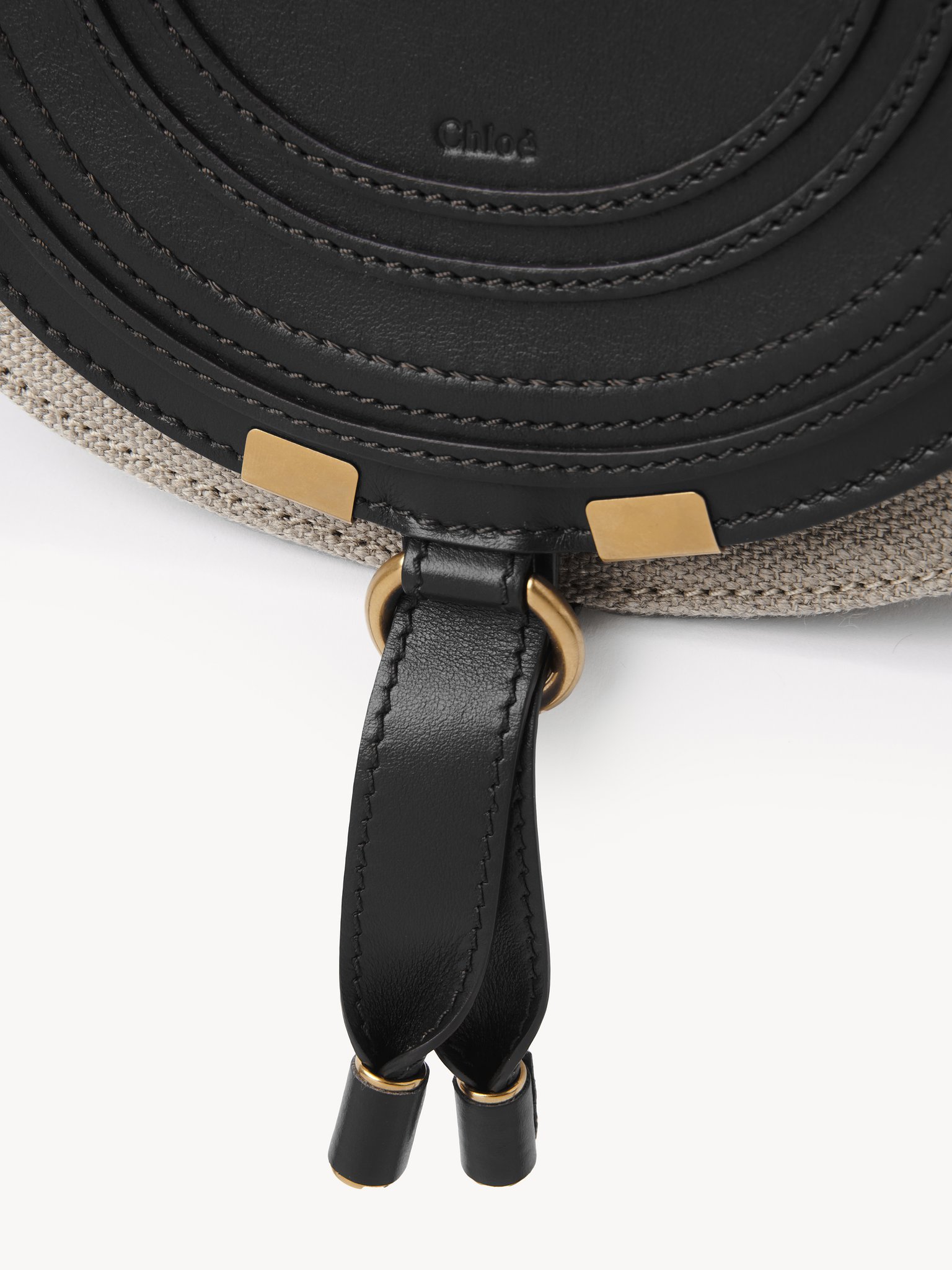 Chloé Marcie Small Embossed Leather Saddle Bag In Black