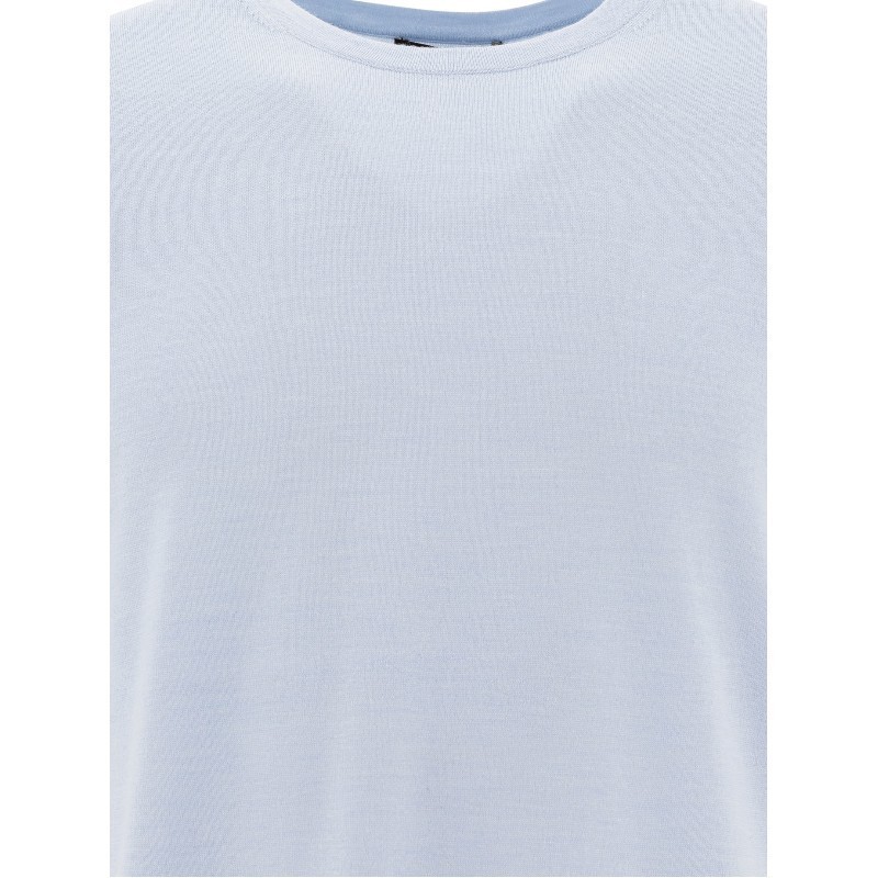 Vince Basic Round Neck Short Sleeve T-shirt In Blue