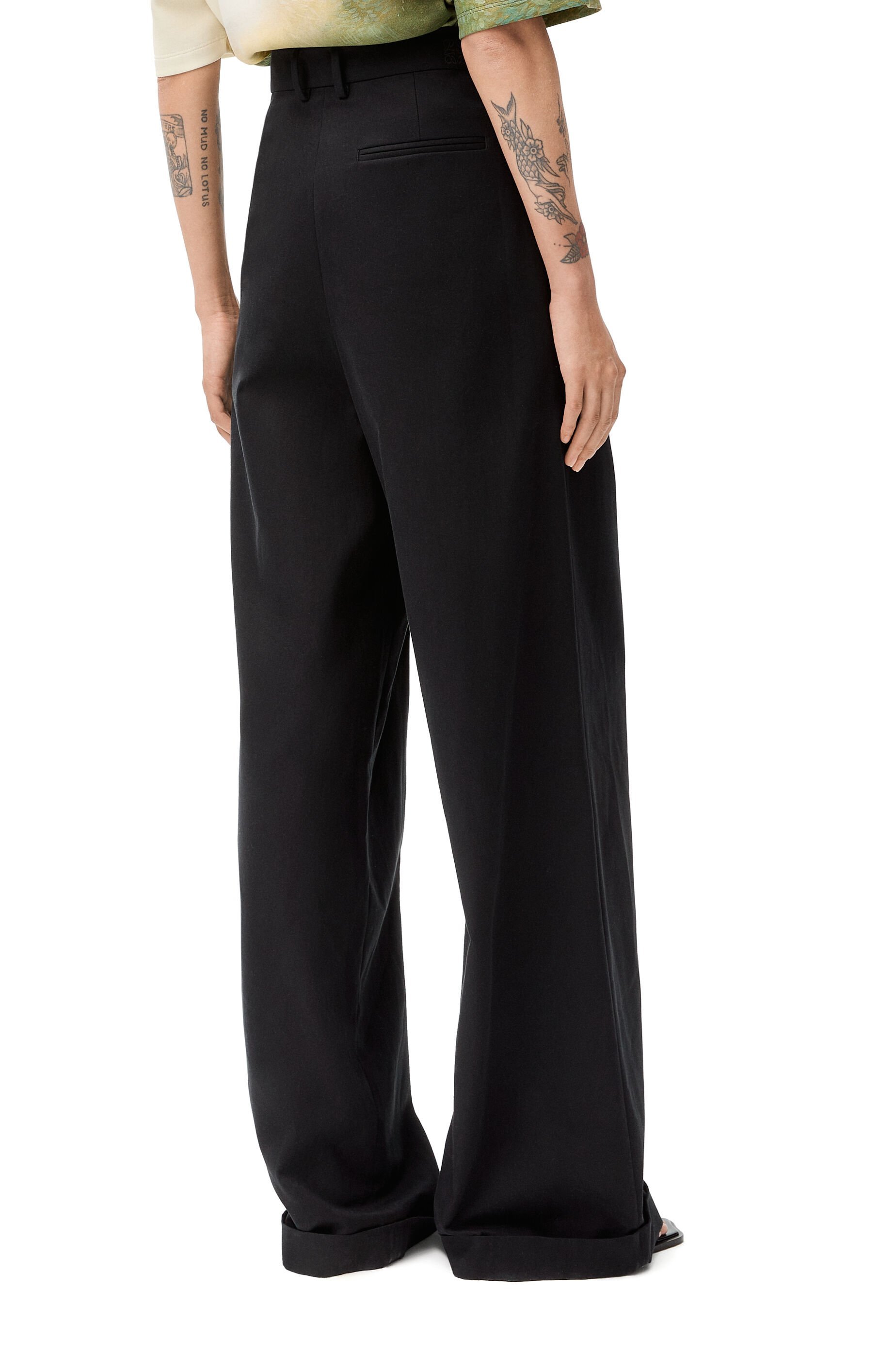 Shop Loewe Pleated Trousers In Cotton And Silk In Black