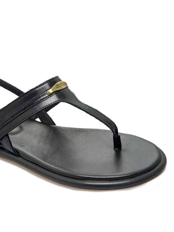 Isabel Marant Round Head Flat-soled Sandals In Black