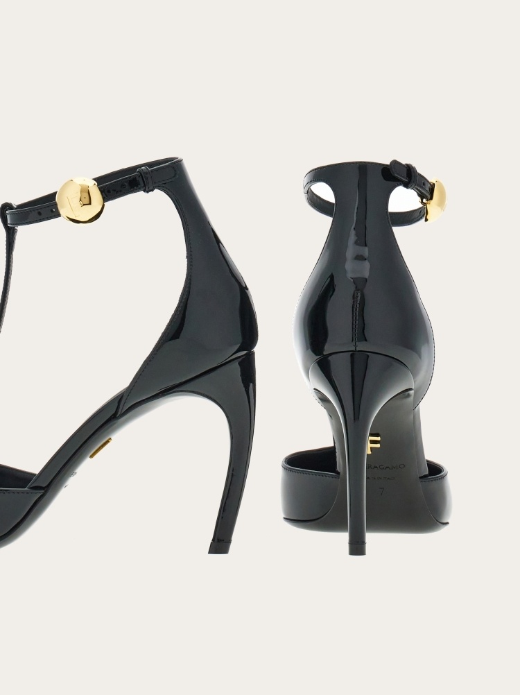 Shop Ferragamo Salvatore T-strap Pointed-toe Pumps In Black