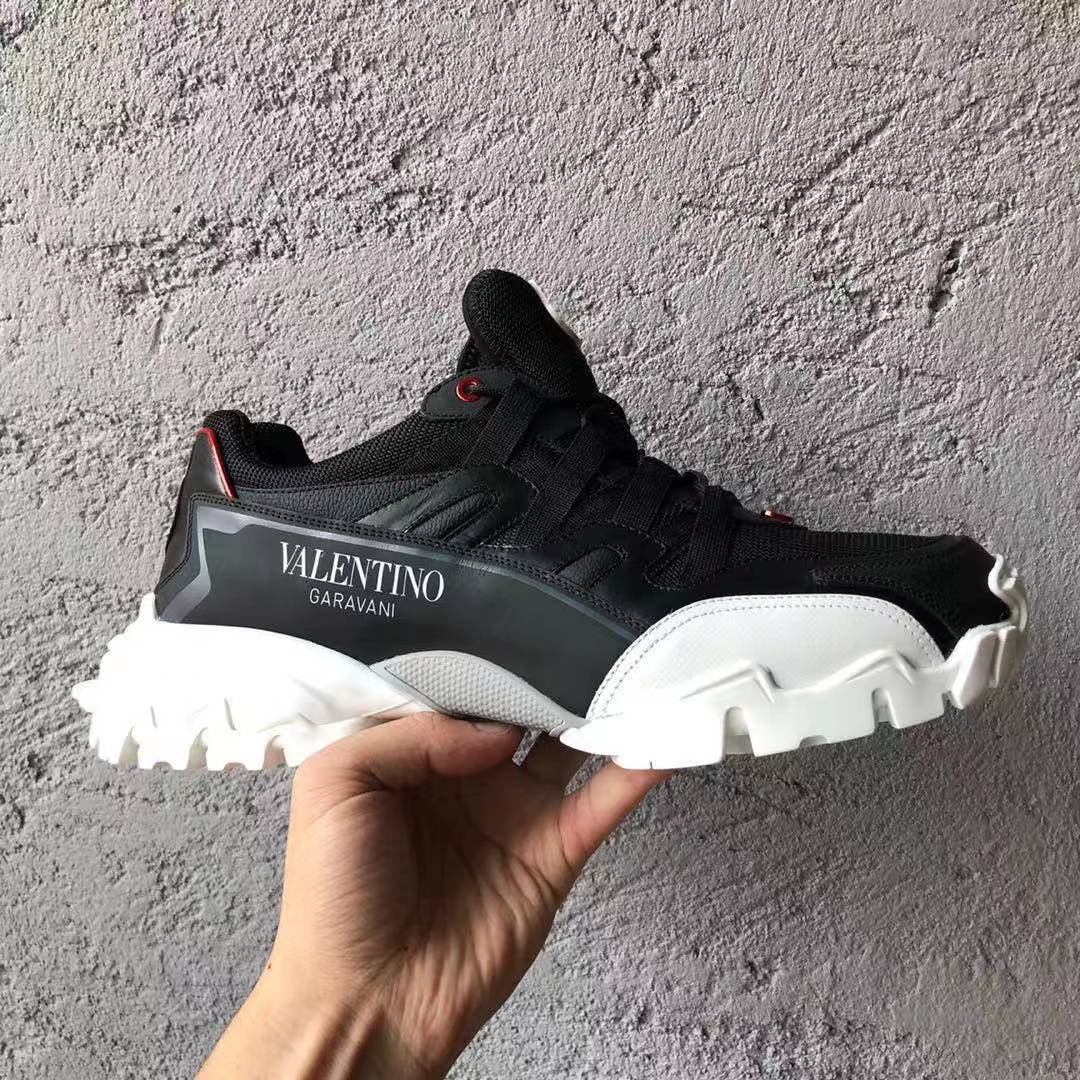 VALENTINO GARAVANI CLIMBERS LOW-TOP SNEAKERS