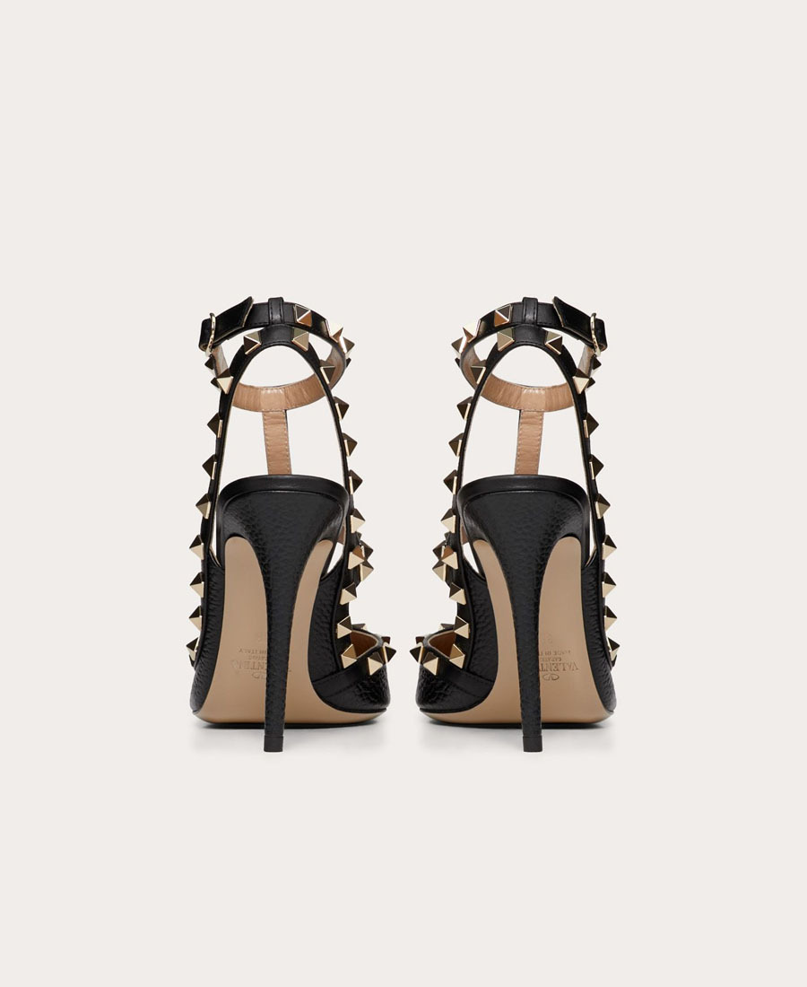 Valentino Studded Strappy Leather Pumps In Black