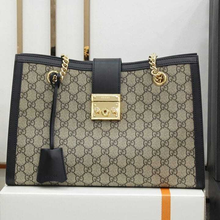 Gucci Padlock Medium Gg Shoulder Bag In Nude