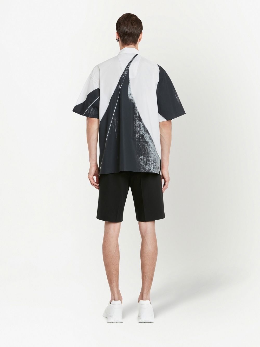 Alexander Mcqueen Tailored Bermuda Shorts In Black