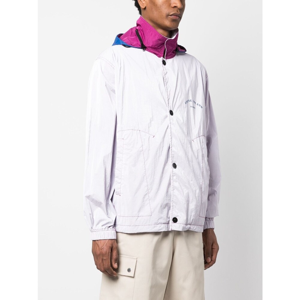 Stone Island Compass-patch Lightweight Jacket In Red