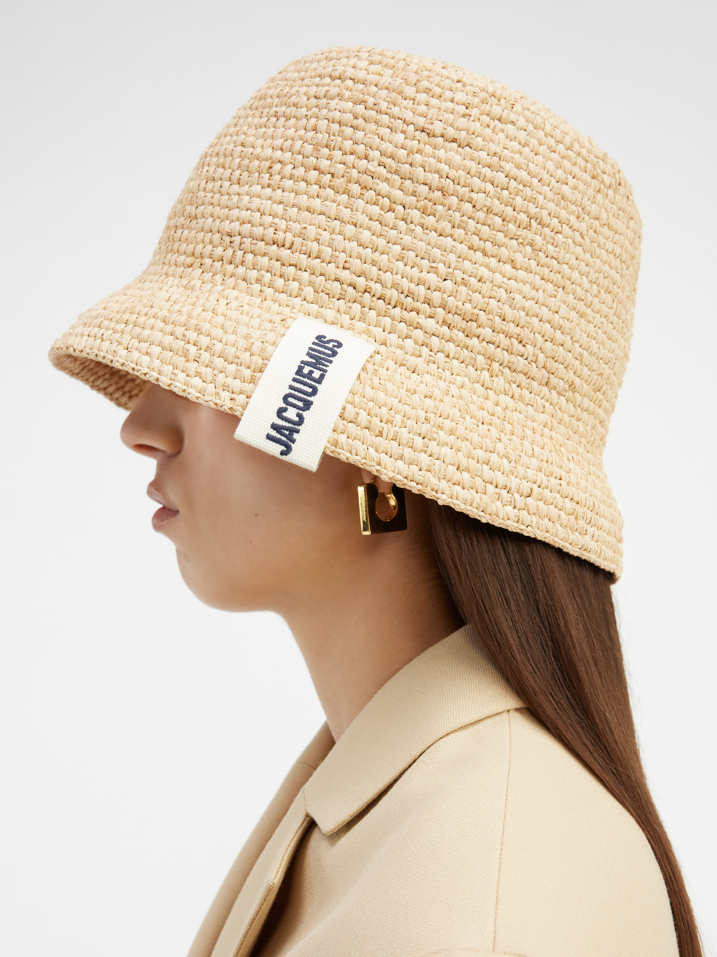 Jacquemus Le Bob Raphia Bucket Hat In Nude