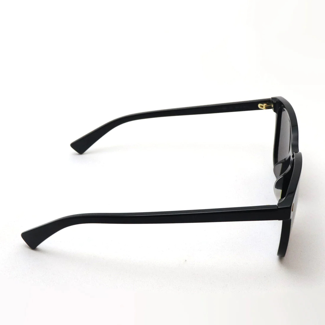 Bottega Veneta Geometric Frame Sunglasses In Black