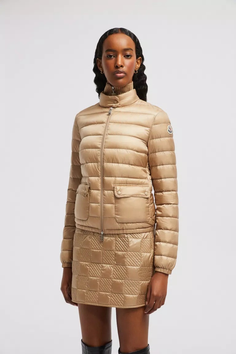 Moncler Doudoune Courte Lans In Nude