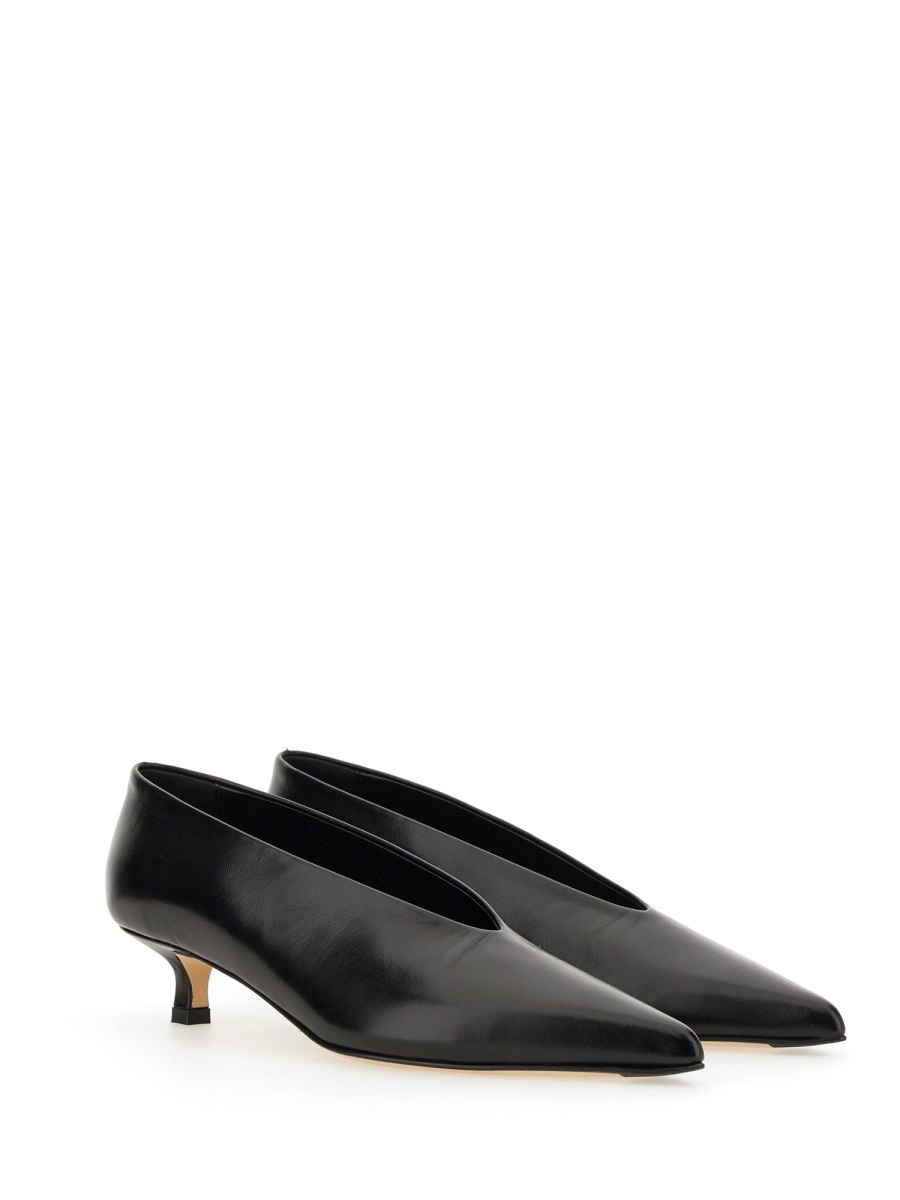 Aeyde Clara Pointed-toe Leather Pumps In Black