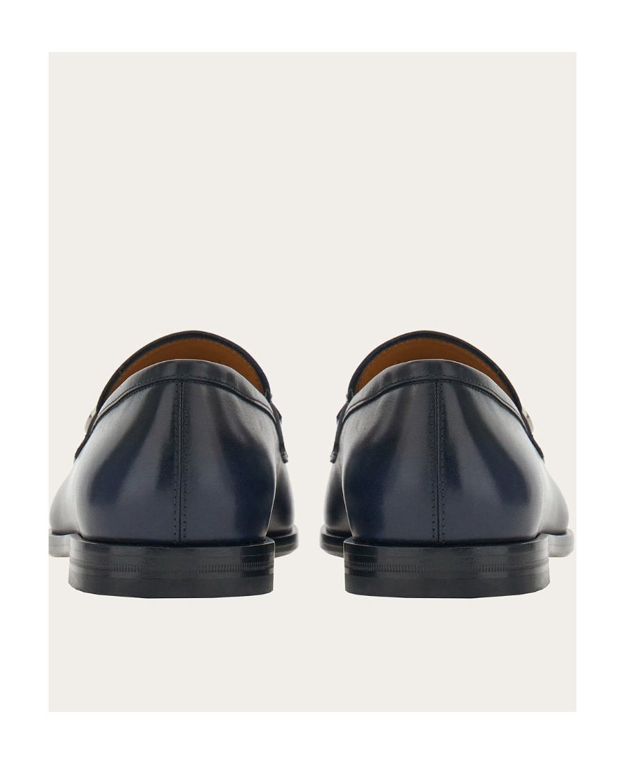 Ferragamo Gancini Decorated Mokasin Shoes In Blue