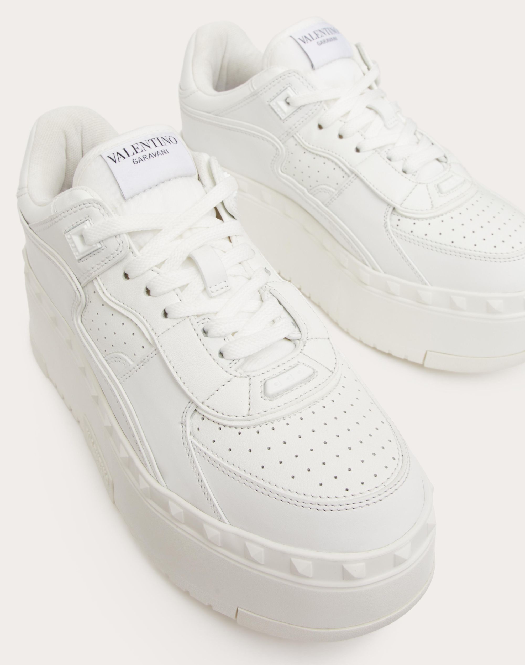 Valentino Freedots Xl Leather Platform Sneakers In White