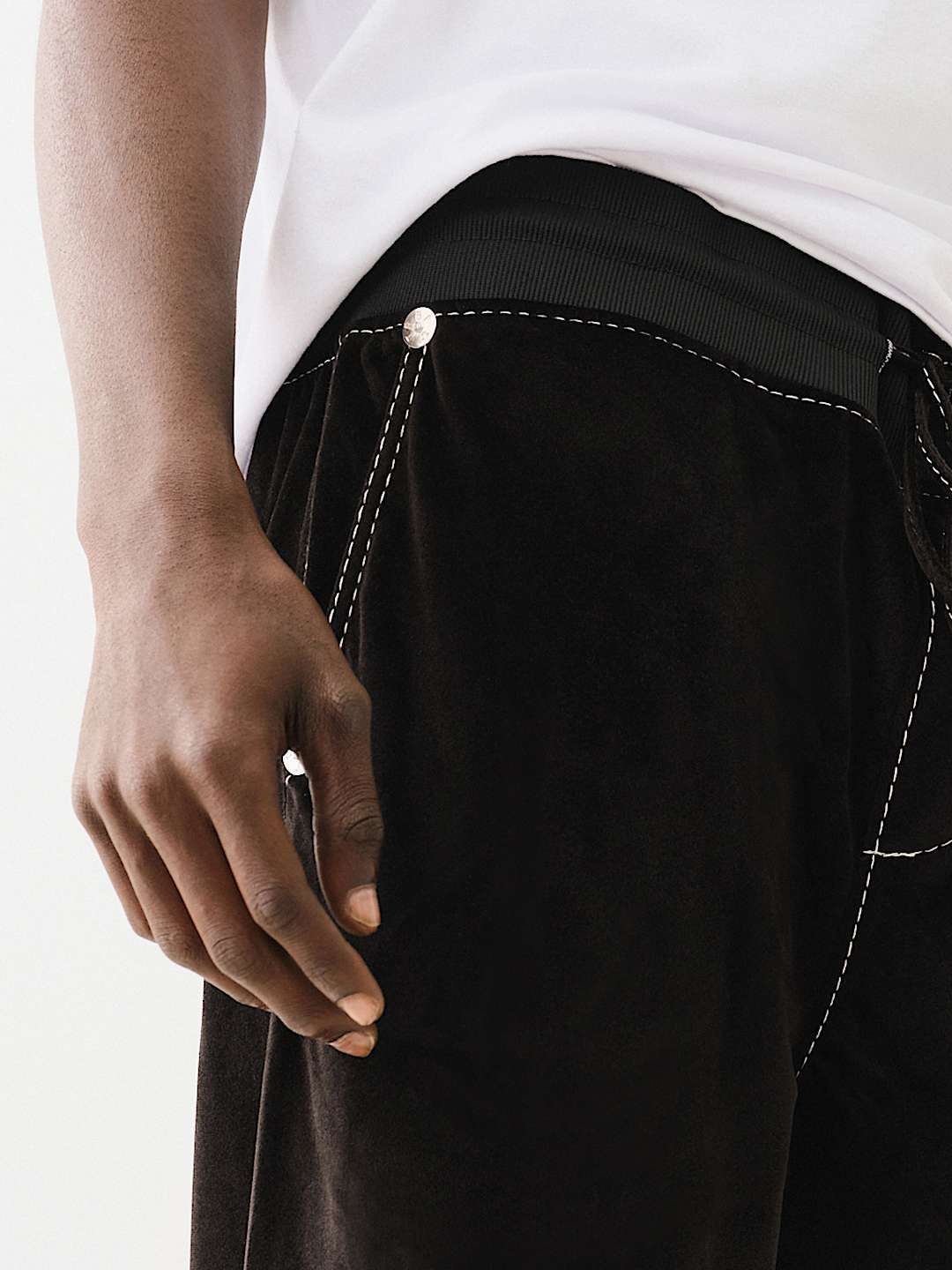 True Religion Velour Big T Straight Pant In Black