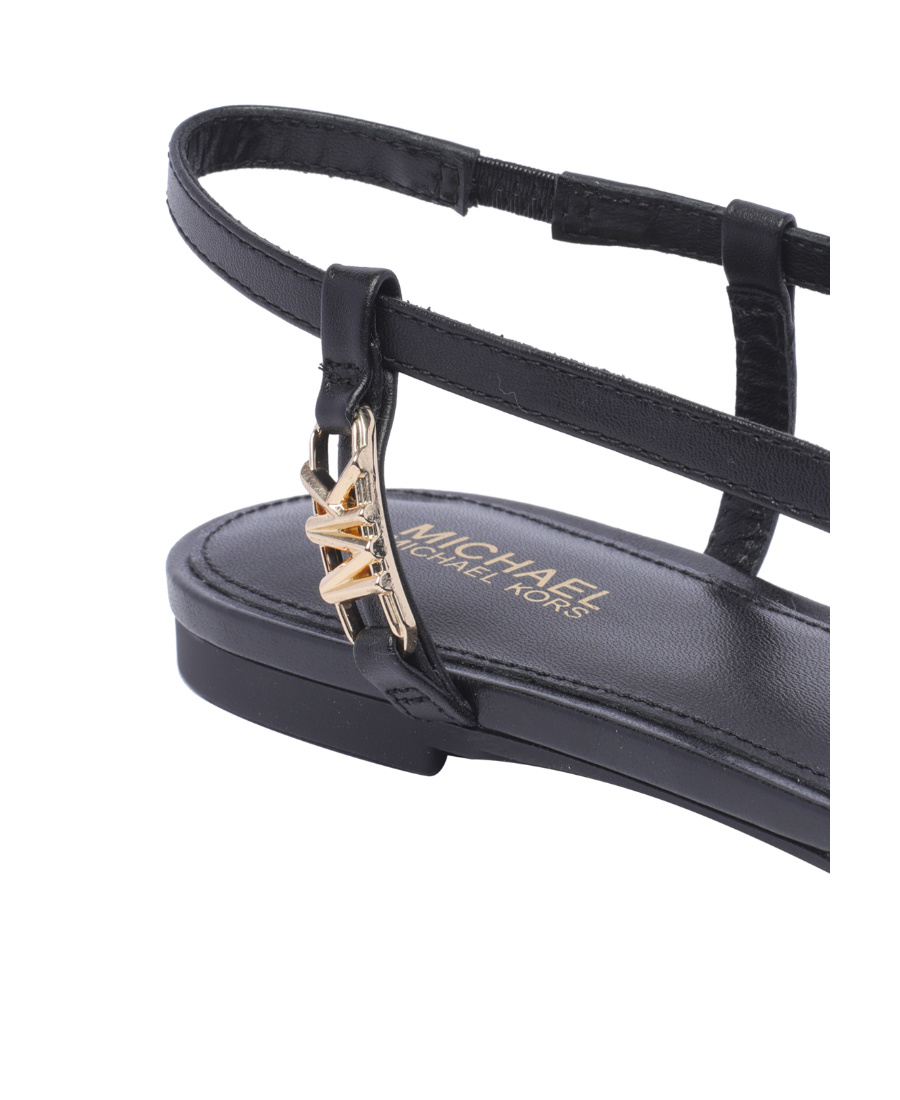 Michael Michael Kors Logo-plaque Leather Pumps In Black