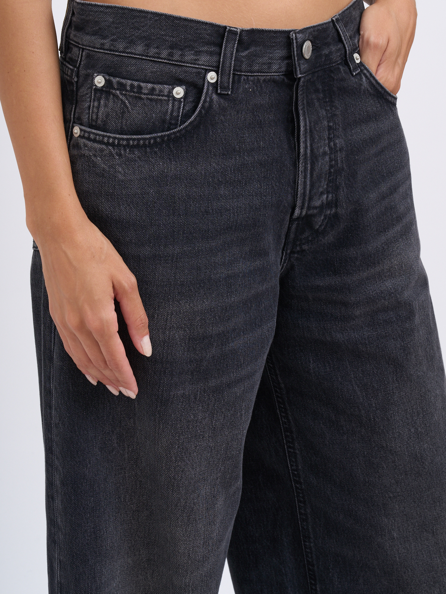 Haikure Wide-leg Jeans In Black