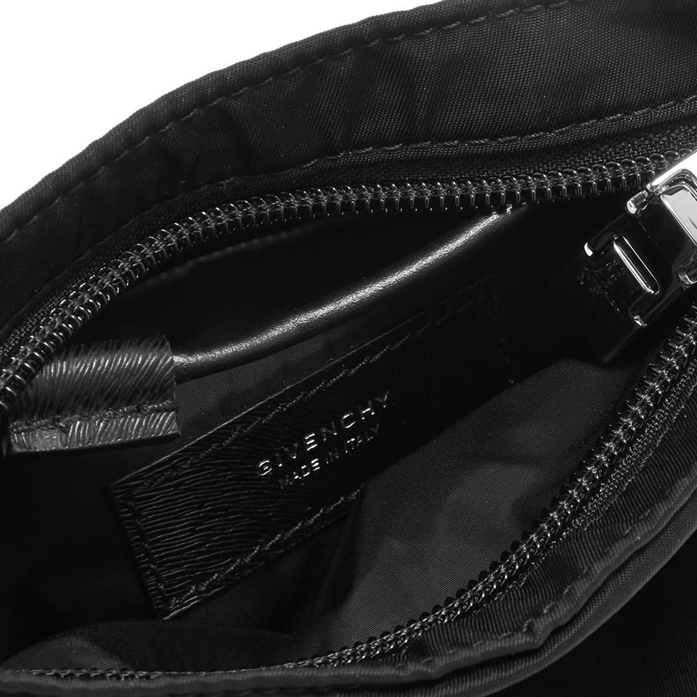 Givenchy Logo-plaque Messenger Bag In Black