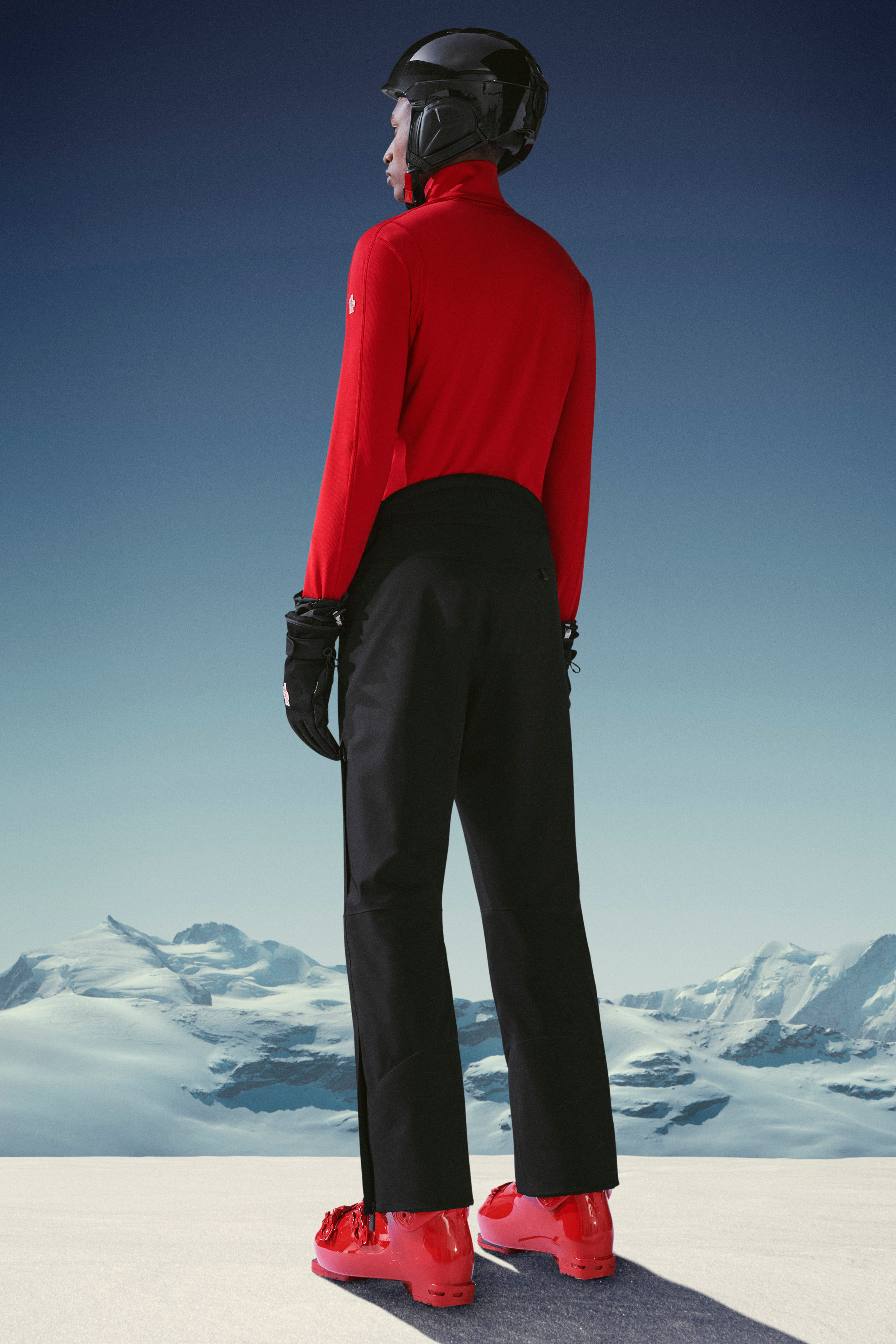 Moncler Embossed Logo Ski Pants In Black
