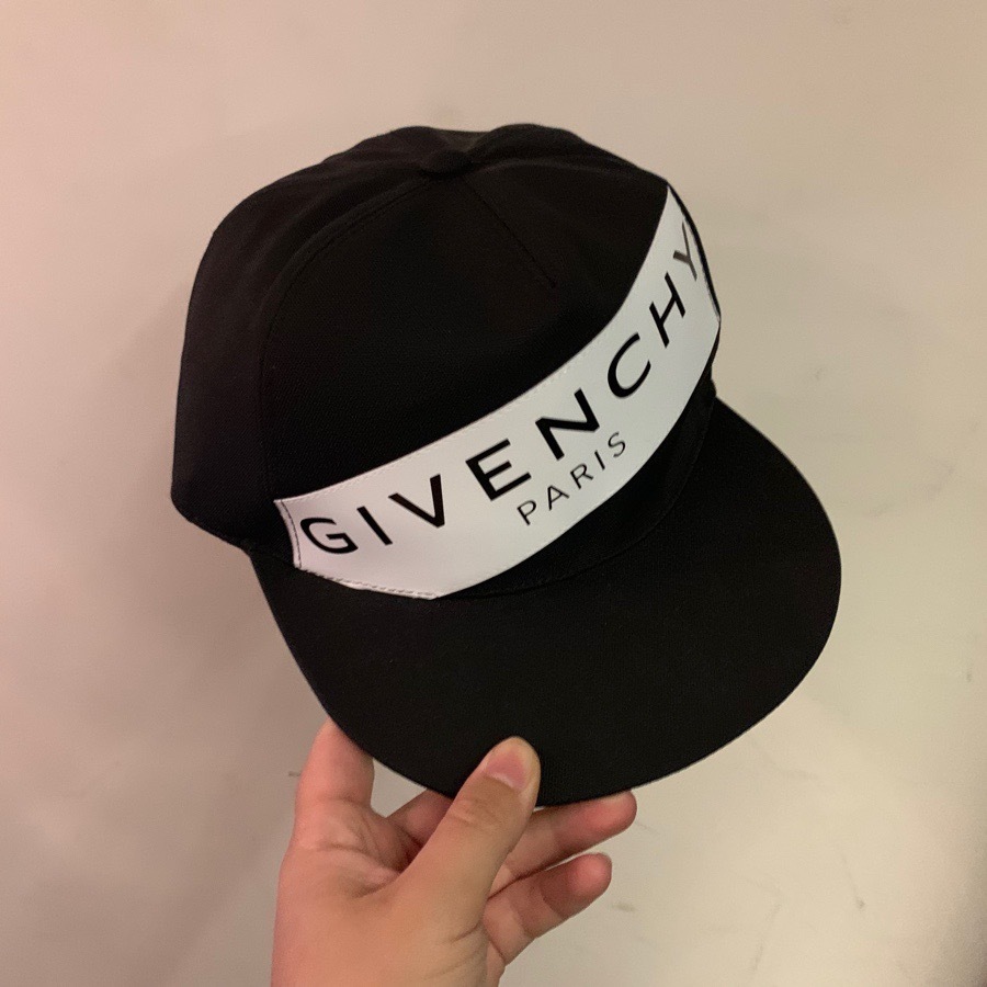 Givenchy Logo Snapback Cap In Black
