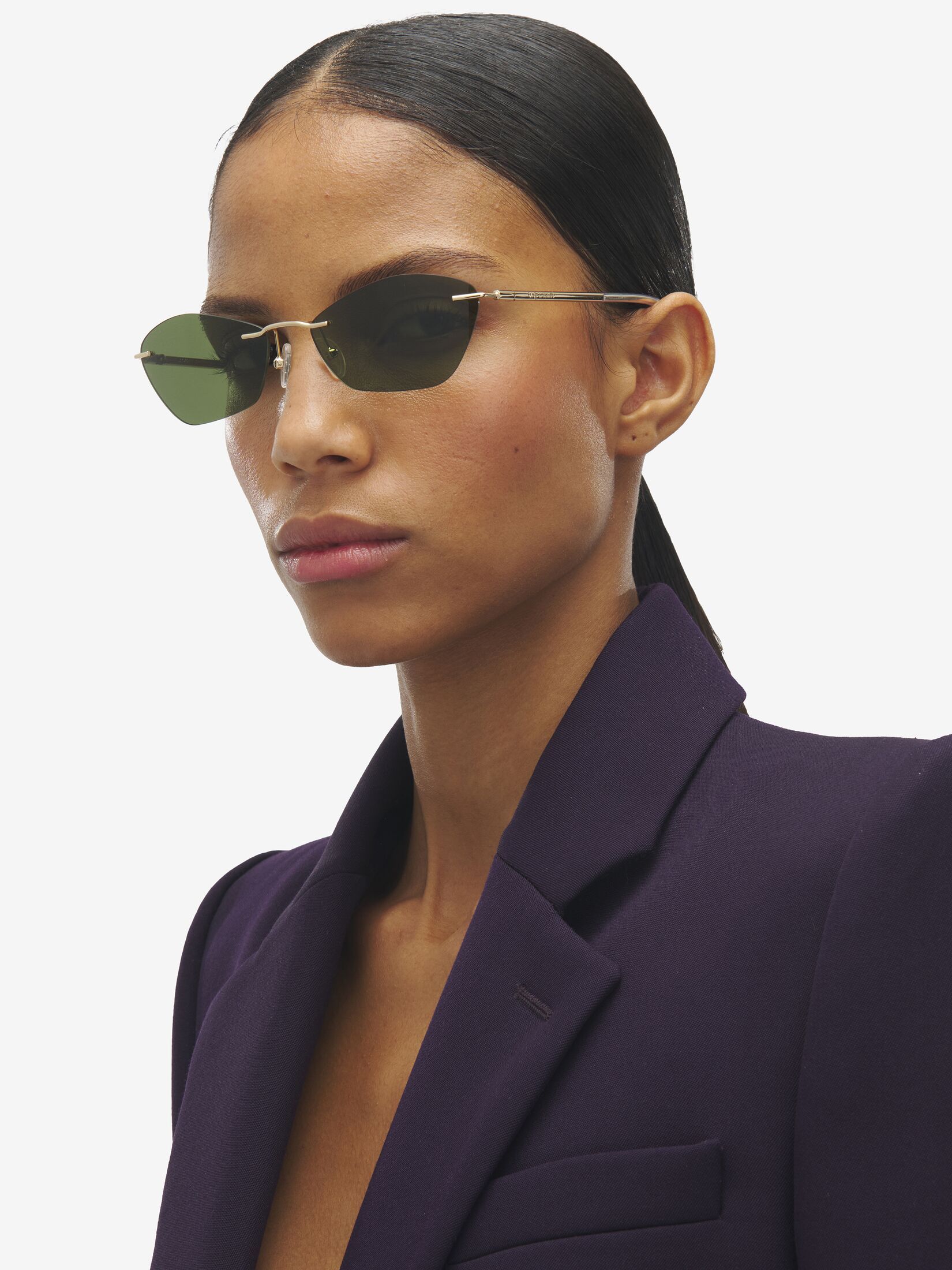 Alexander Mcqueen T-bar Slim Sunglasses In Metallic
