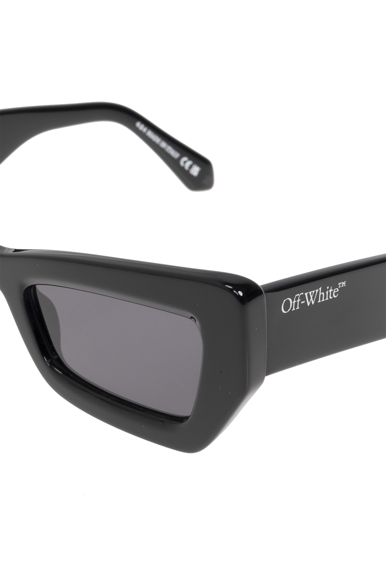 Off-white Aurora Sunglasses In Black