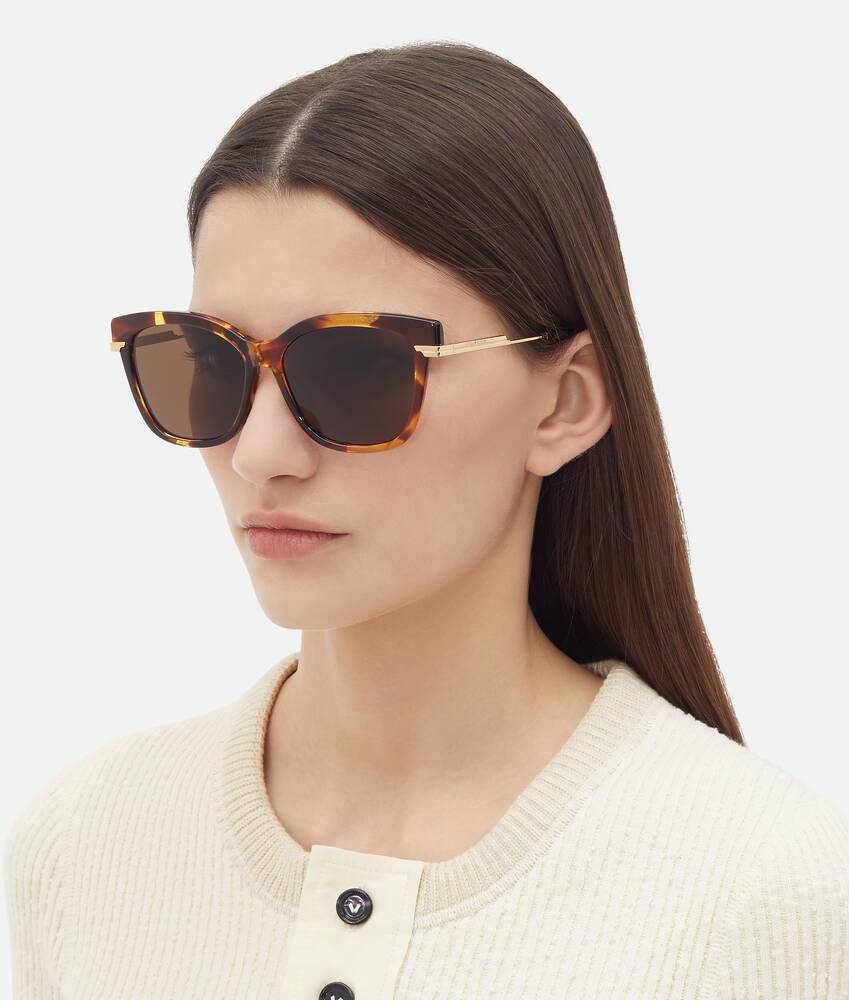 BOTTEGA VENETA CLASSIC SQUARE SUNGLASSES