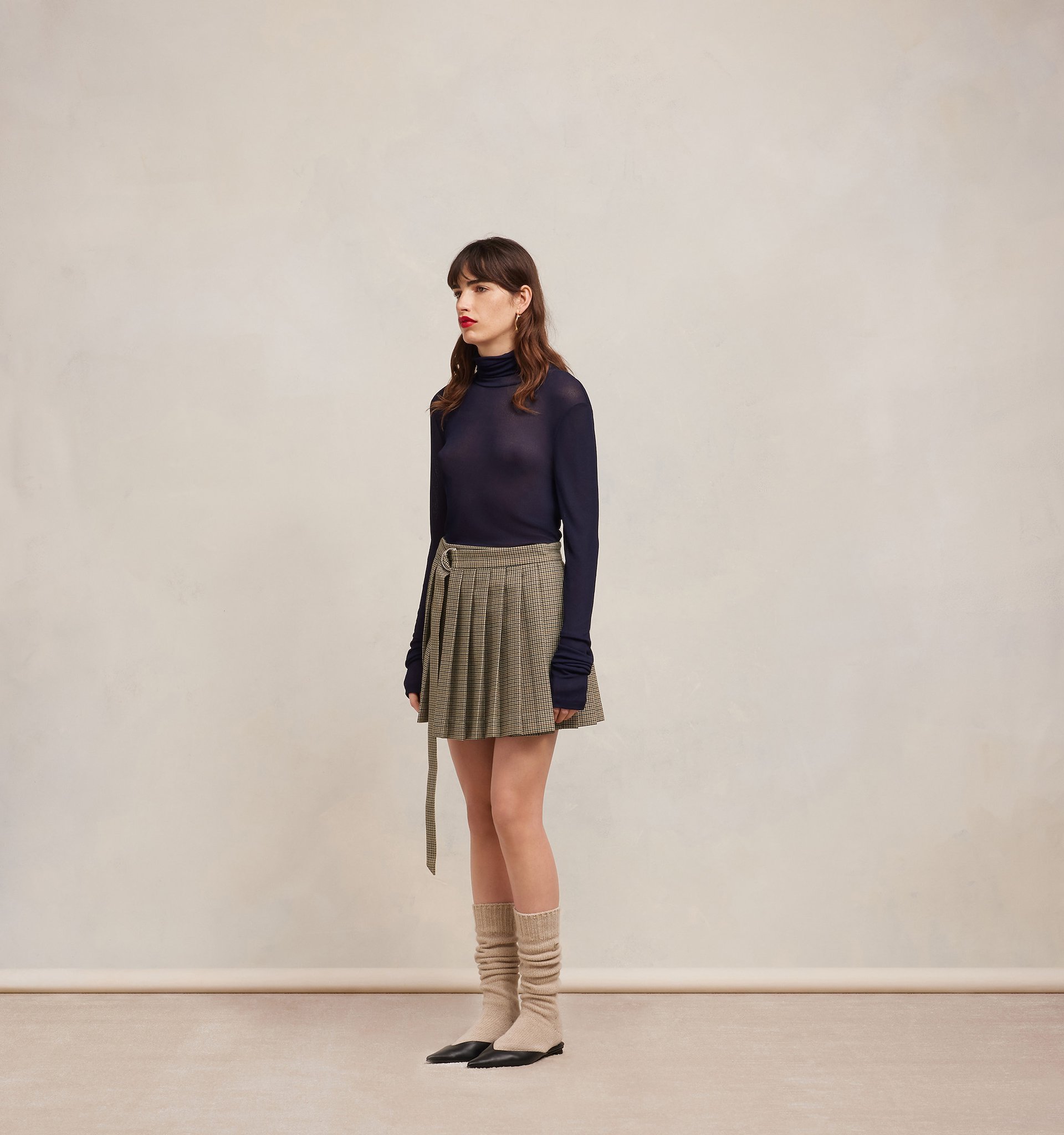 Ami Alexandre Mattiussi Mini Kilt Skirt In Wool Gabardine. In Nude