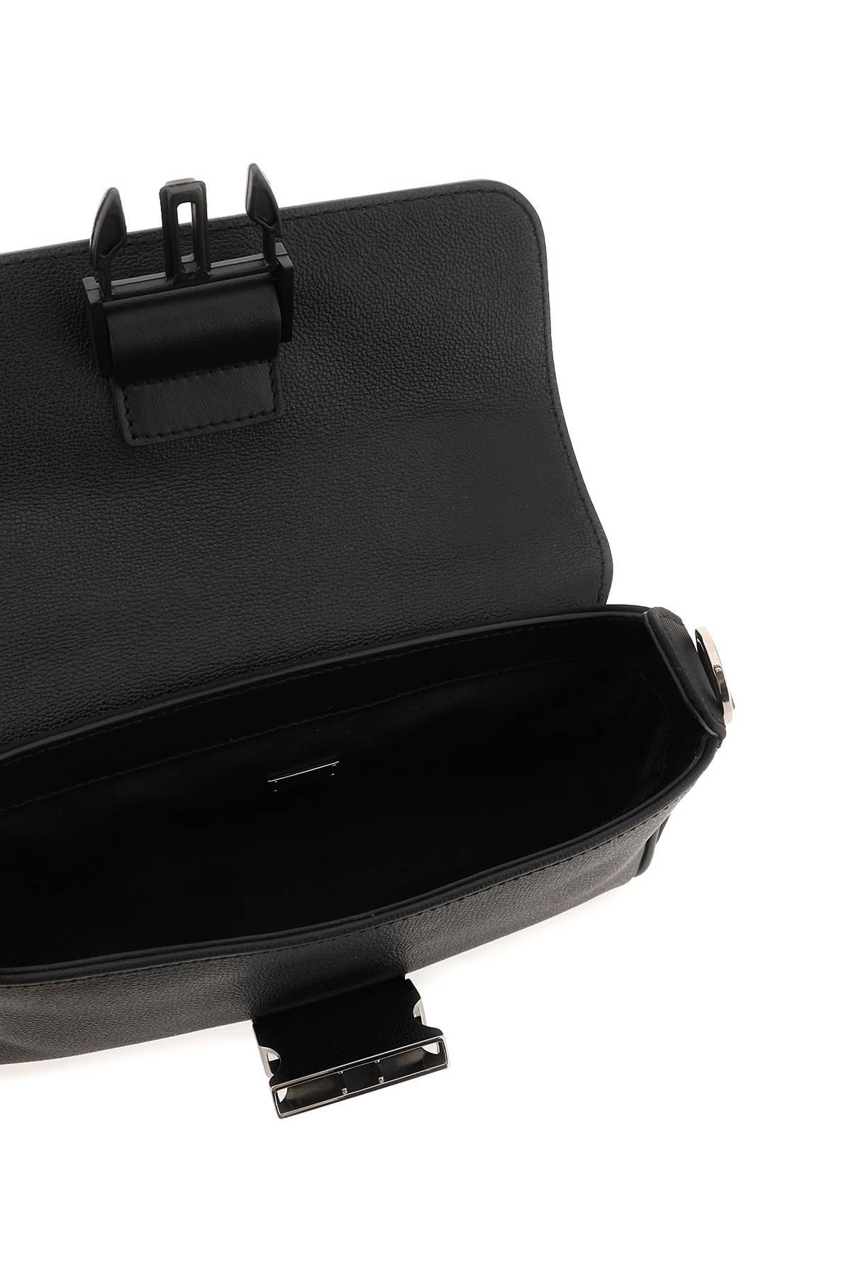 Dolce & Gabbana Logo-plaque Shoulder Bag In Black