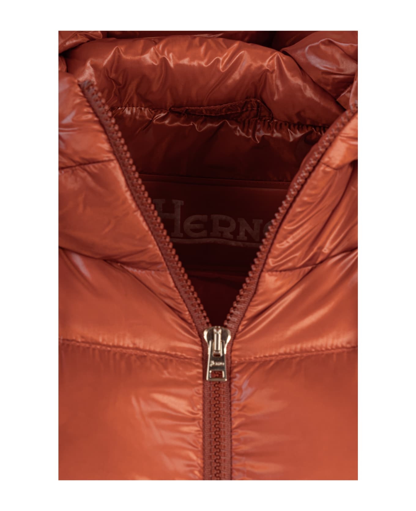 Herno Quilted Hooded Drawstring Down Coat In Red