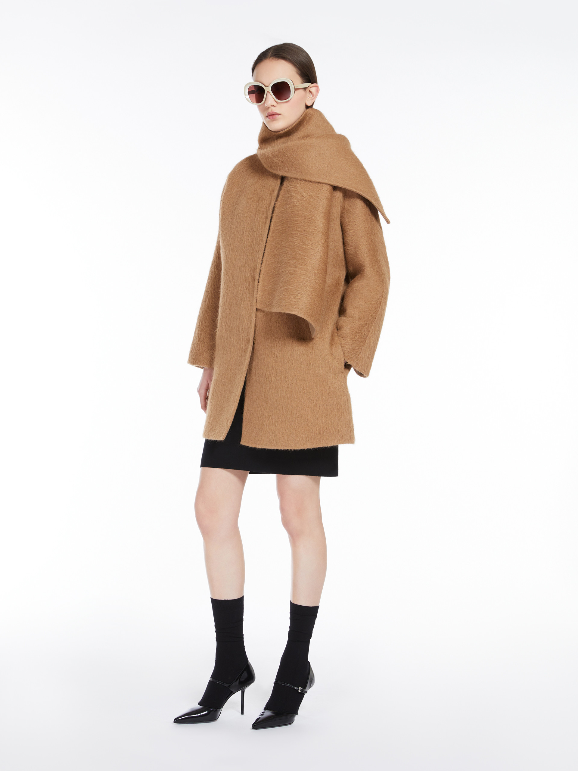 MAX MARA ALPACA WOOL AND WOOL COAT WITH A SCARF
