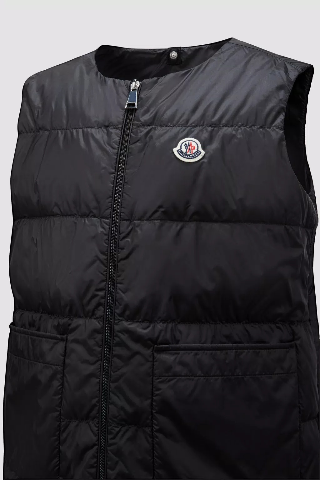 Moncler Ioudith Hooded Raincoat In Black